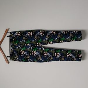 Boden Dark Floral Capri Pants Cropped Size‎ 4